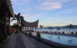 harga hotel di Danau toba