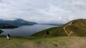 lake toba tour